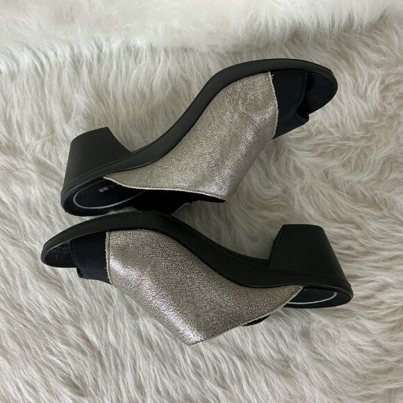 Romika Mokassetta 244 Metallic Silver & Black Peep Toe Mule Sandals 38 US 7-7/5 - Picture 5 of 7